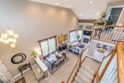 66 Saratoga Ct, Franklin Township, NJ 08873 - Photo 6