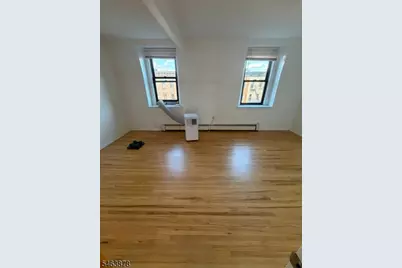 545 Bramhall Ave #3, Jersey City, NJ 07304 - Photo 8