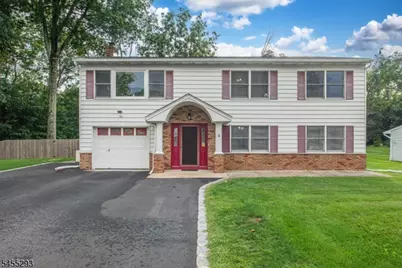 1 James Dr, Mount Arlington, NJ 07856 - Photo 2