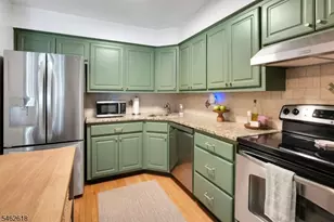 301 Claremont Ave, Montclair Twp., NJ 07042 - Photo 16