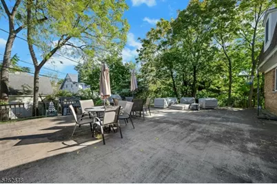 301 Claremont Ave #3, Montclair Twp., NJ 07042 - Photo 32