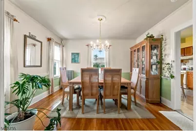 239 Magie Ave, Roselle Park, NJ 07204 - Photo 6
