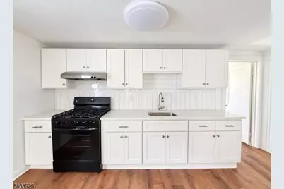 64 2nd St, Woodbridge Township, NJ 07095 - Photo 14