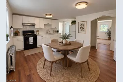 64 2nd St, Woodbridge Township, NJ 07095 - Photo 12
