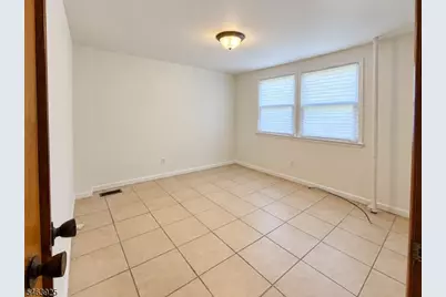 64 2nd St, Woodbridge Township, NJ 07095 - Photo 18