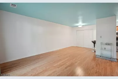 29 Spruce Court Ondo, Bedminster Township, NJ 07921 - Photo 6