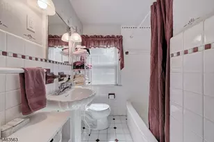 67 Harrison St, Verona, NJ 07044 - Photo 24