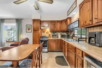 103 Vermont Trl, Hopatcong, NJ 07843 - Photo 8