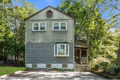 103 Vermont Trl, Hopatcong, NJ 07843 - Photo 2