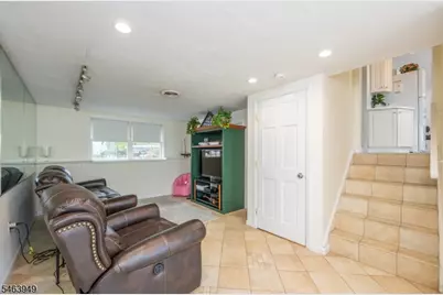 1555 Ratzer Rd, Wayne, NJ 07470 - Photo 22