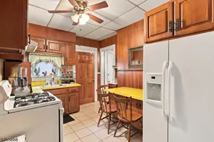 671 E 29th St, Paterson, NJ 07504 - Photo 10