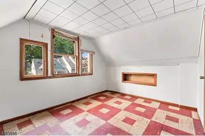 671 E 29th St, Paterson, NJ 07504 - Photo 20