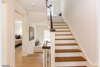 121 Christopher St, Montclair, NJ 07042 - Photo 24