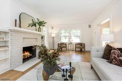 121 Christopher St, Montclair, NJ 07042 - Photo 6