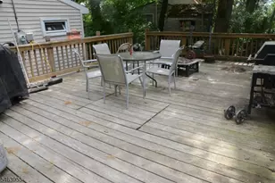 10 Allaire Rd, West Milford, NJ 07421 - Photo 16