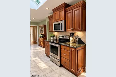 500 Curtis Rd, Roxbury Township, NJ 07850 - Photo 6