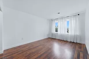 320 Edpas Rd, New Brunswick, NJ 08901 - Photo 10