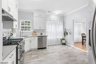 6 Harvard Cir, Montgomery Township, NJ 08540 - Photo 10