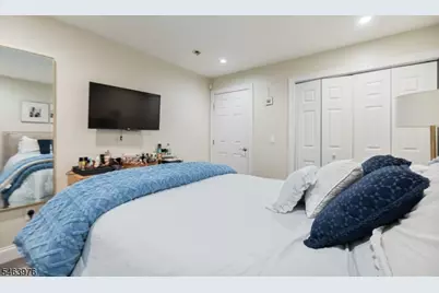 103 S Grove St, East Orange, NJ 07018 - Photo 18