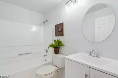 26 Seton Hall Dr, Newark, NJ 07103 - Photo 24