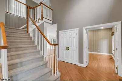 5 Savannah Ct, Bernards Township, NJ 07920 - Photo 4