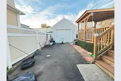 305 Fitzpatrick St, Hillside, NJ 07205 - Photo 4