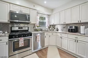 7 Veterans Pl, North Arlington, NJ 07031 - Photo 6