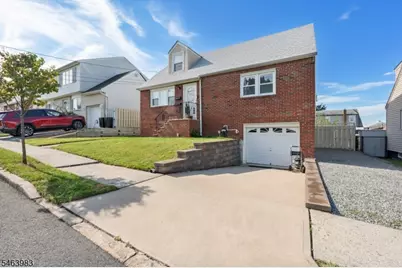 7 Veterans Pl, North Arlington, NJ 07031 - Photo 2