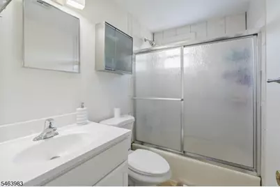 7 Veterans Pl, North Arlington, NJ 07031 - Photo 26
