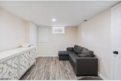 7 Veterans Pl, North Arlington, NJ 07031 - Photo 20
