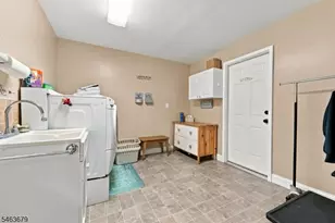 29 Camelot Dr, West Milford, NJ 07480 - Photo 16