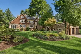 105 Rensselaer Rd, Essex Fells, NJ 07021 - Photo 2