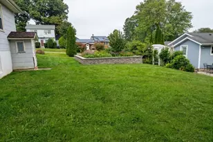 43 Chesapeake Ave, Parsippany, NJ 07034 - Photo 2