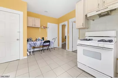 174 Chapman St, Orange, NJ 07050 - Photo 6