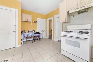 174 Chapman St, Orange, NJ 07050 - Photo 6
