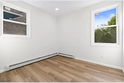 6035 Buchanan Pl, West New York, NJ 07093 - Photo 10