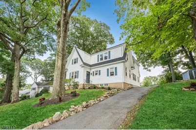 92 Hillcrest Ave, Morris Township, NJ 07960 - Photo 2