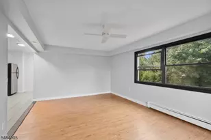 82 Garfield Ave, Jersey City, NJ 07305 - Photo 6