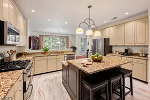 31 Twombly Ct, Morristown, NJ 07960 - Photo 12