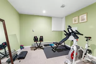 96 Carol Pl, Wayne, NJ 07470 - Photo 38