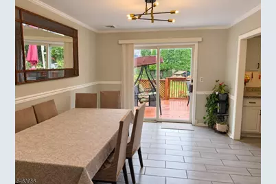 527 Valentine St, Hackettstown, NJ 07840 - Photo 4