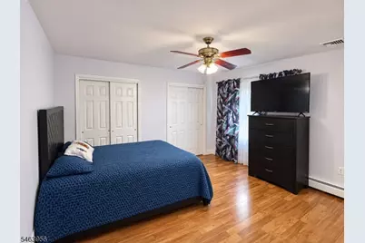 527 Valentine St, Hackettstown, NJ 07840 - Photo 8