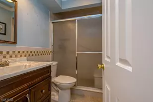 243 Spruce Ct, Raritan Township, NJ 08822 - Photo 18
