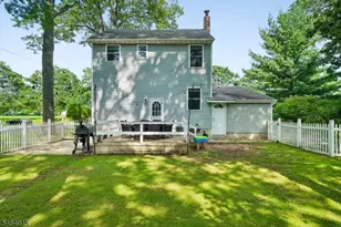 40 Carpenter Pl, Cranford Township, NJ 07016 - Photo 14