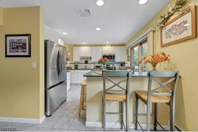 21 Aldrin Dr, Wanaque, NJ 07465 - Photo 14