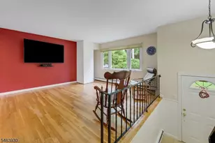 21 Aldrin Dr, Wanaque, NJ 07465 - Photo 4