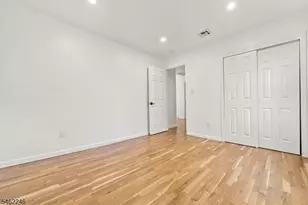 152 Glenwood Ct, Union Township, NJ 07083 - Photo 14