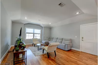657 Jefferson Ave, Elizabeth, NJ 07201 - Photo 22