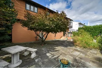134 Hillside Ave, Nutley, NJ 07110 - Photo 36