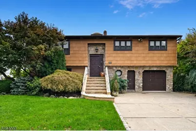 134 Hillside Ave, Nutley, NJ 07110 - Photo 4